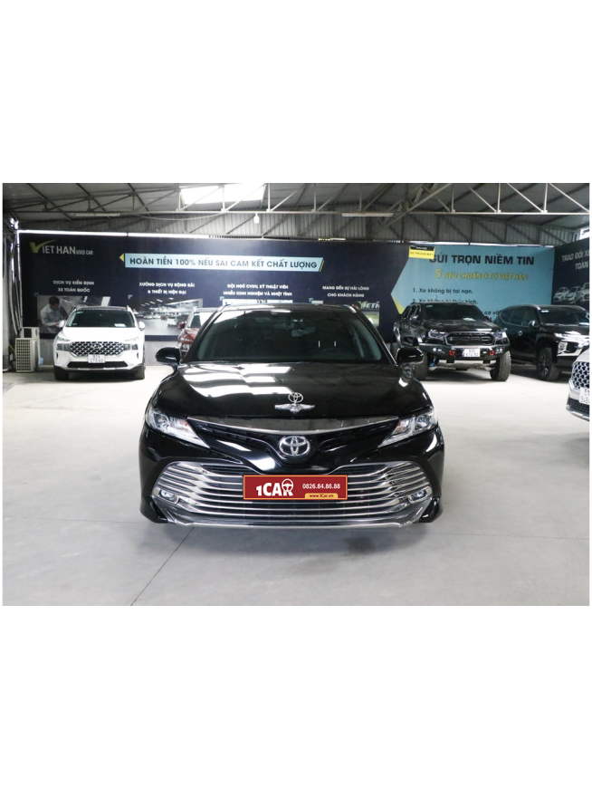 Toyota Camry 2.0 AT, bản G 2021 chi trả trước 387 triệu