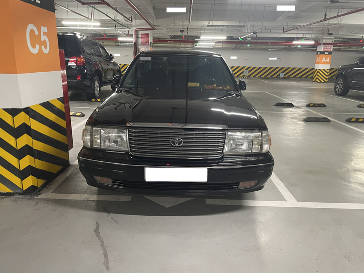 Toyota Crown 1999